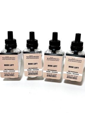 BOOK LOFT Wallflowers